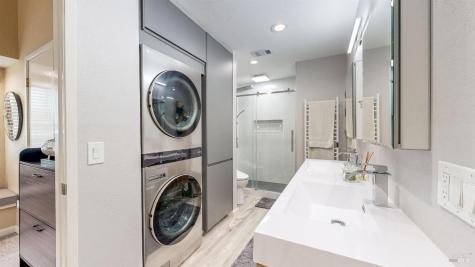 2403 Woodlake Drive Santa Rosa CA 95405