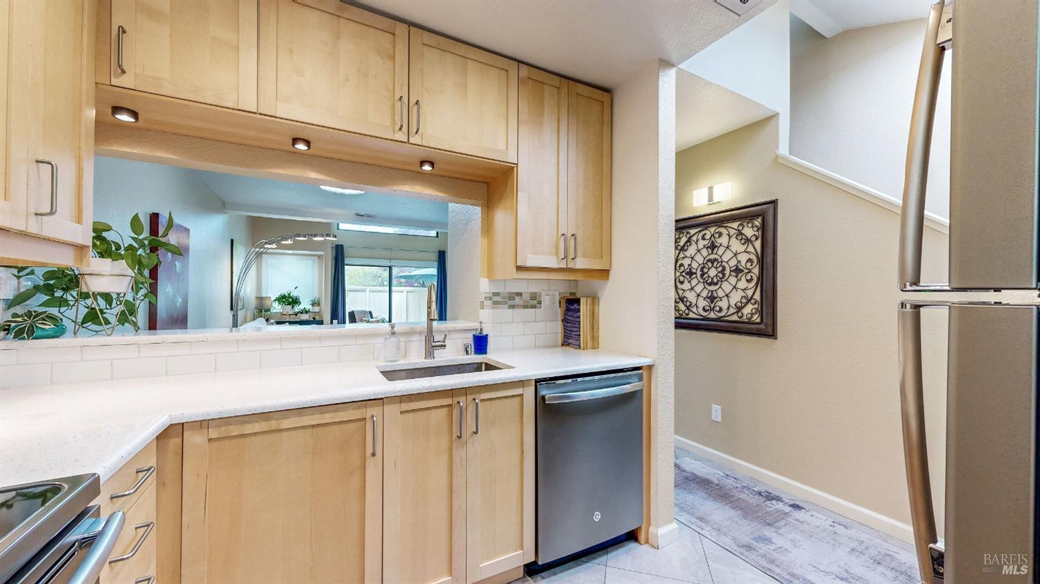 2403 Woodlake Drive Santa Rosa CA 95405