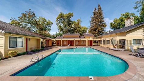 2403 Woodlake Drive Santa Rosa CA 95405