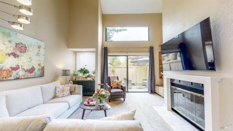 2403 Woodlake Drive Santa Rosa CA 95405