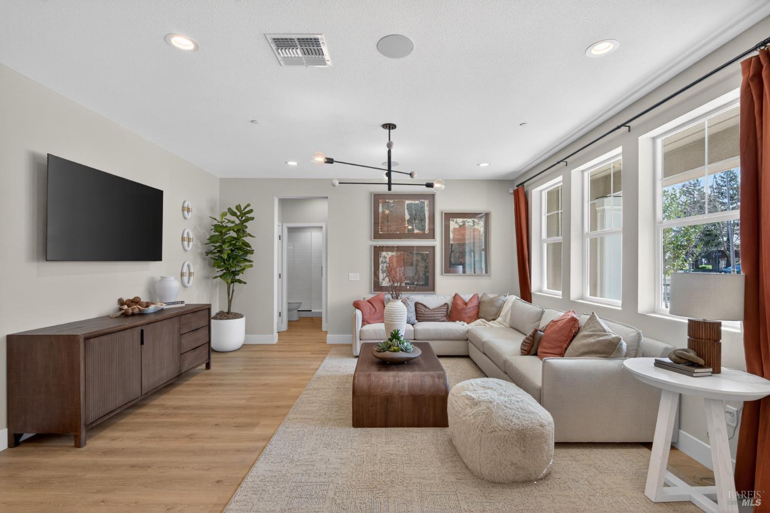832 Buckley Drive Santa Rosa CA 95407