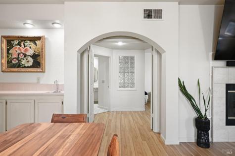 2111 Stonefield Lane Santa Rosa CA 95403