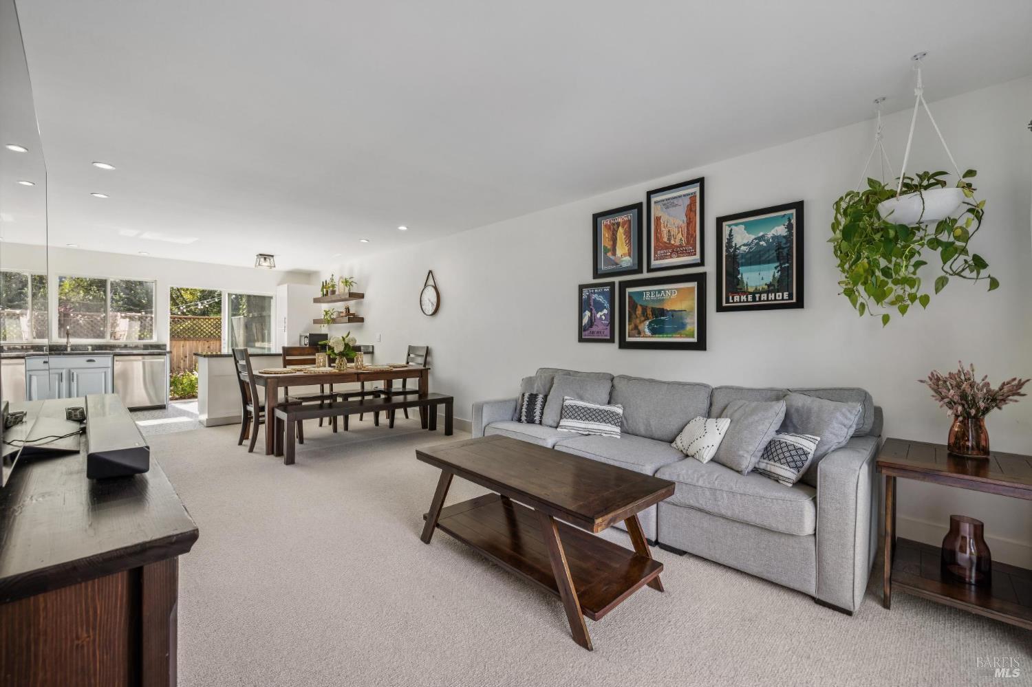3 Aries Lane Novato CA 94947