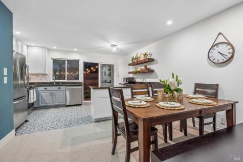 3 Aries Lane Novato CA 94947