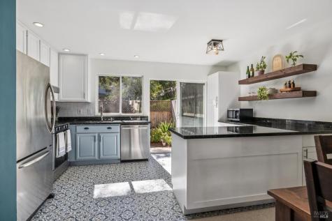 3 Aries Lane Novato CA 94947