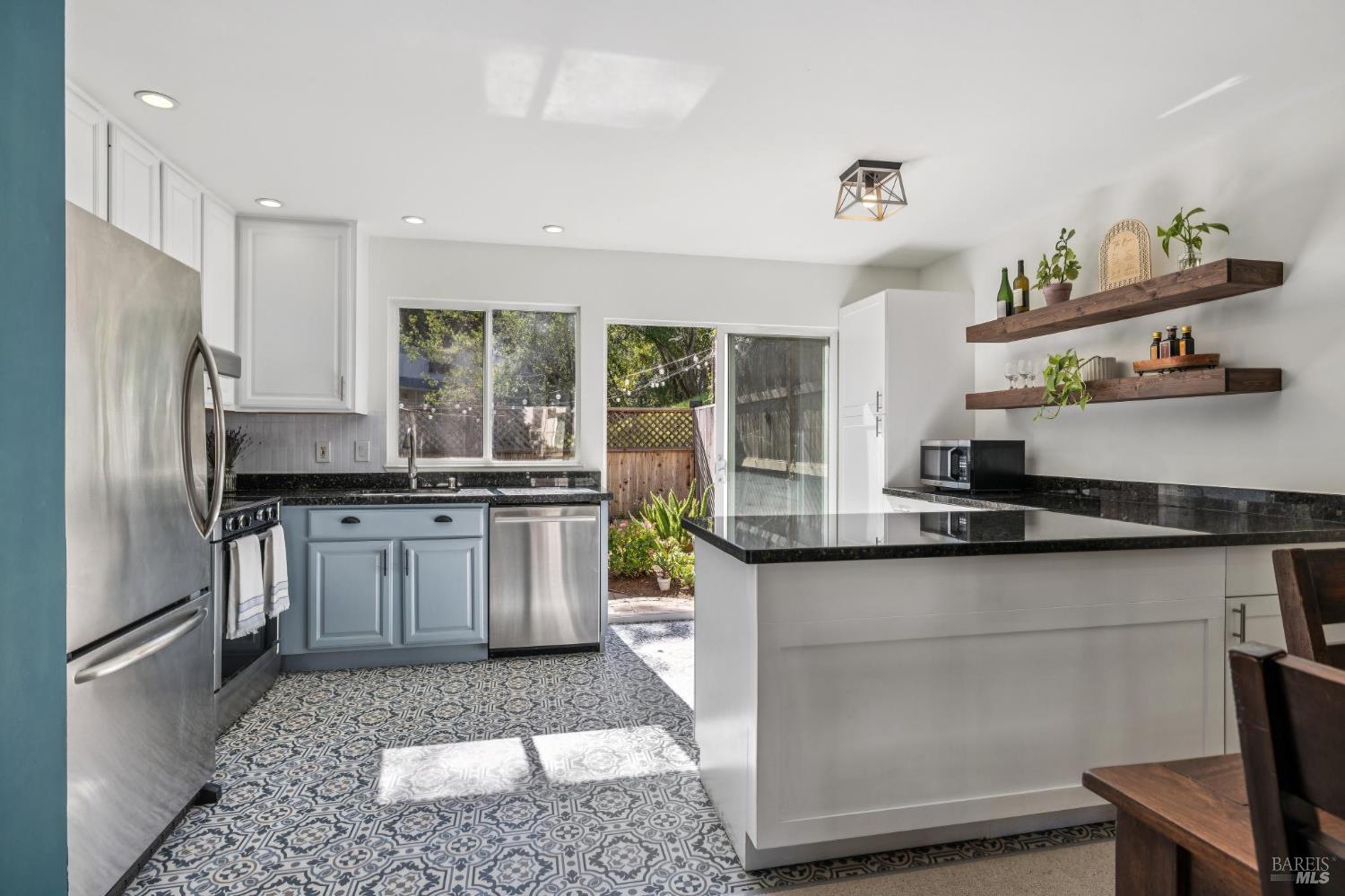 3 Aries Lane Novato CA 94947