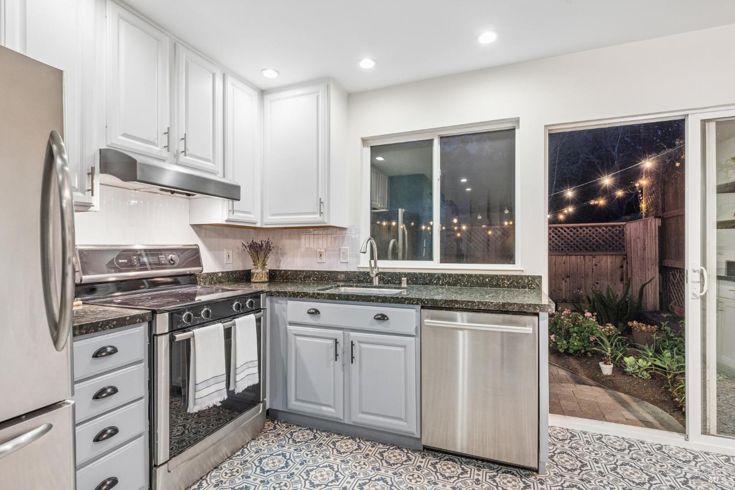 3 Aries Lane Novato CA 94947