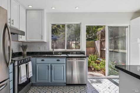 3 Aries Lane Novato CA 94947
