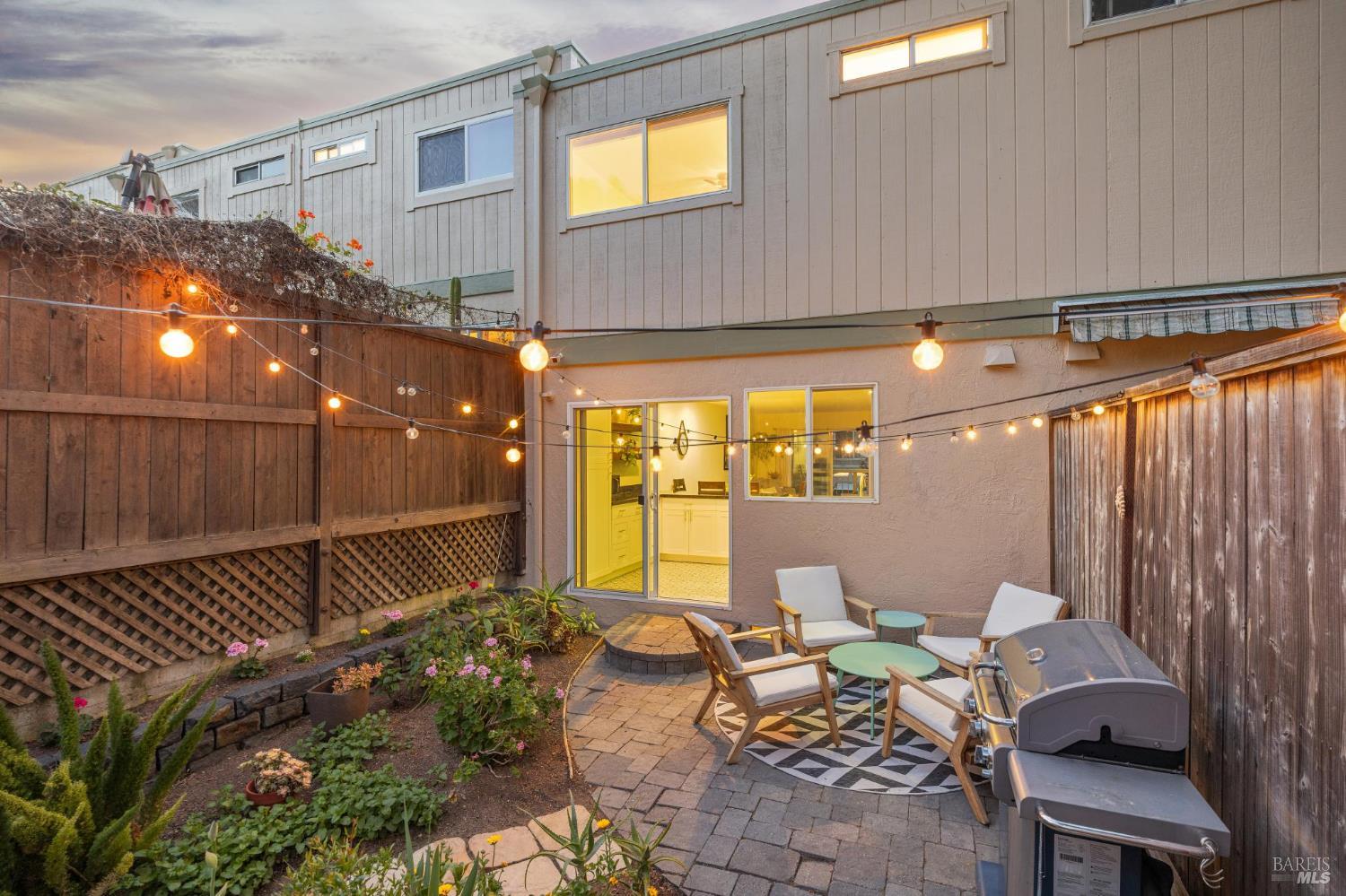 3 Aries Lane Novato CA 94947