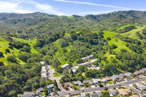3 Aries Lane Novato CA 94947