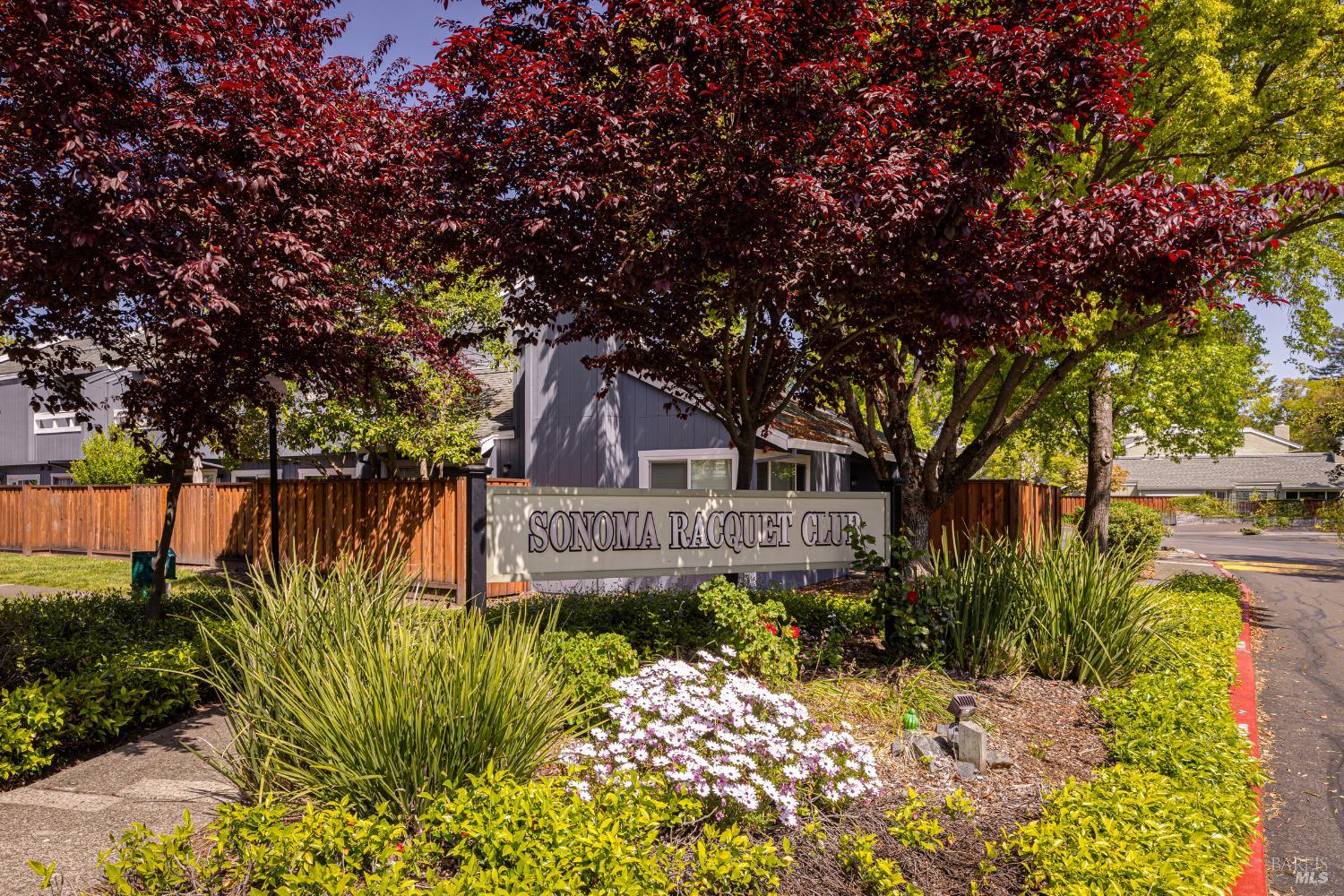 668 Racquet Club Drive Rohnert Park CA 94928