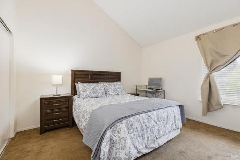 668 Racquet Club Drive Rohnert Park CA 94928