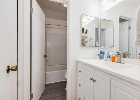 668 Racquet Club Drive Rohnert Park CA 94928