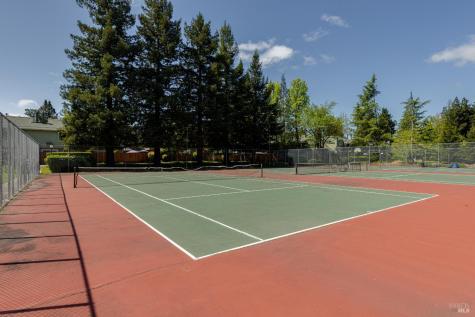 668 Racquet Club Drive Rohnert Park CA 94928