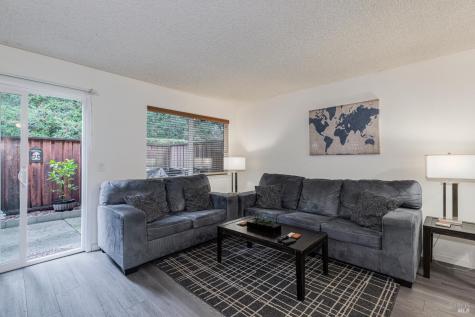 668 Racquet Club Drive Rohnert Park CA 94928