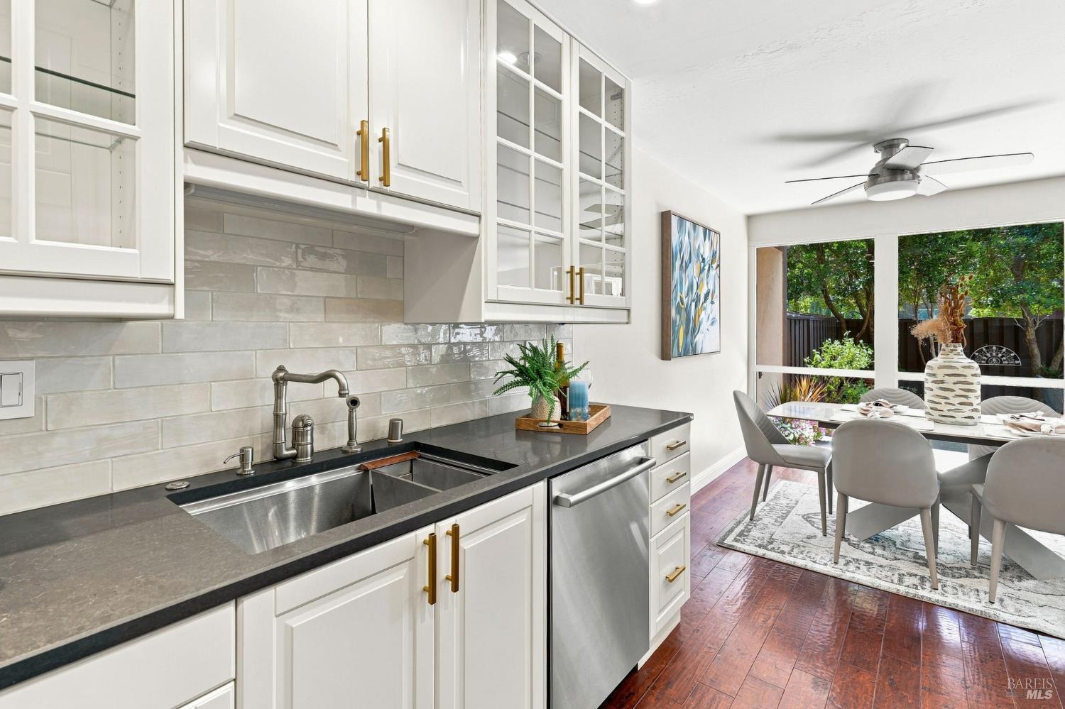 54 Surrey Lane San Rafael CA 94903