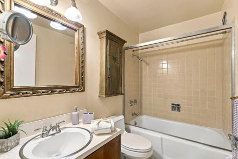 54 Surrey Lane San Rafael CA 94903