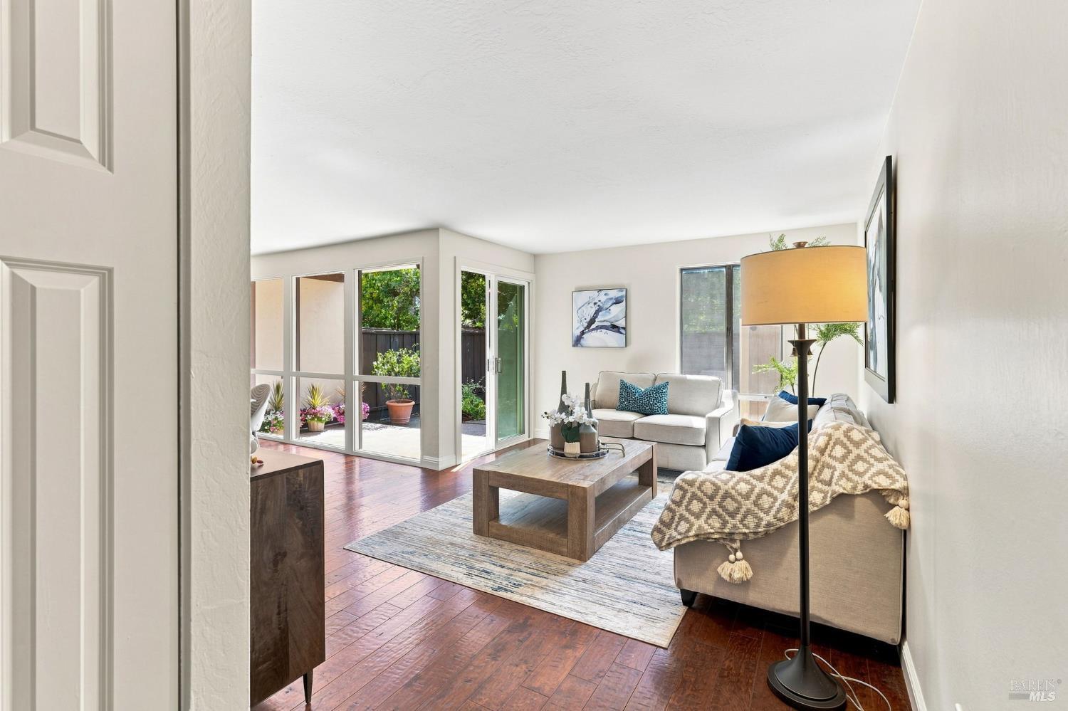 54 Surrey Lane San Rafael CA 94903