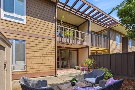 54 Surrey Lane San Rafael CA 94903