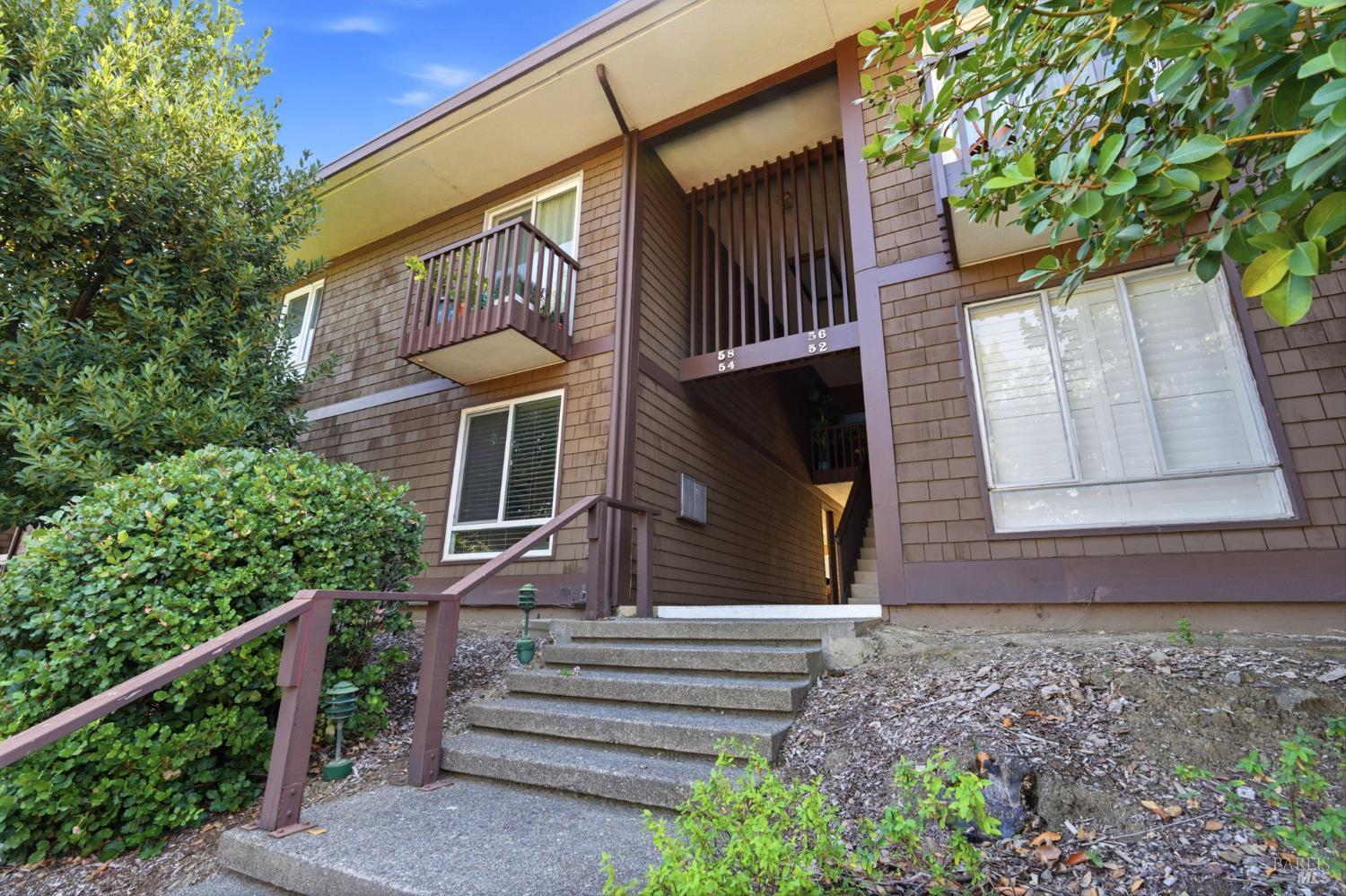 54 Surrey Lane San Rafael CA 94903