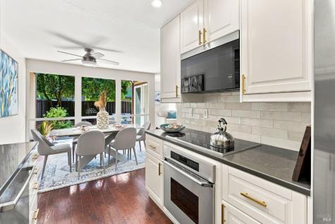 54 Surrey Lane San Rafael CA 94903