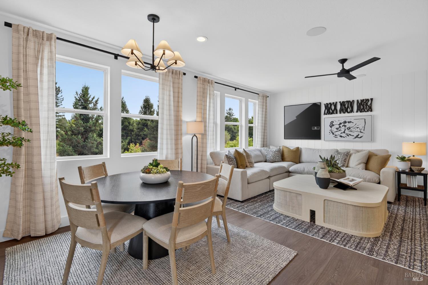 202 Pippin Court Sebastopol CA 95407