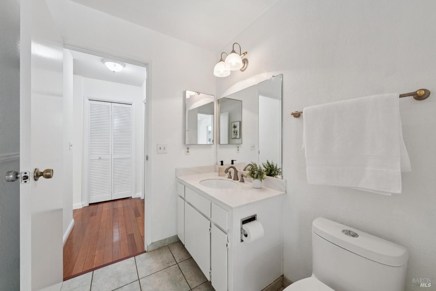 12 Elegant Tern Road Novato CA 94949