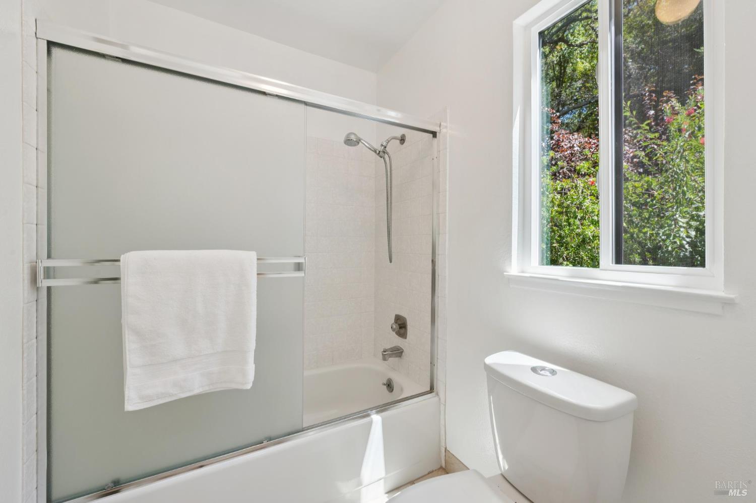 12 Elegant Tern Road Novato CA 94949