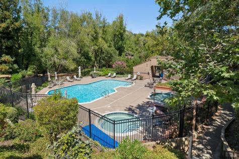12 Elegant Tern Road Novato CA 94949