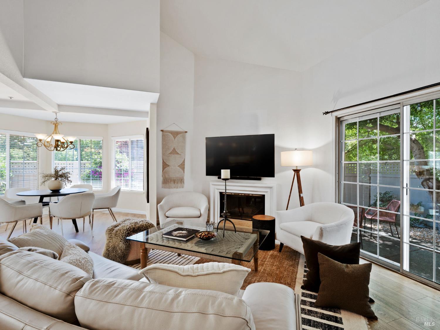 125 Valley Club Circle Napa CA 94558