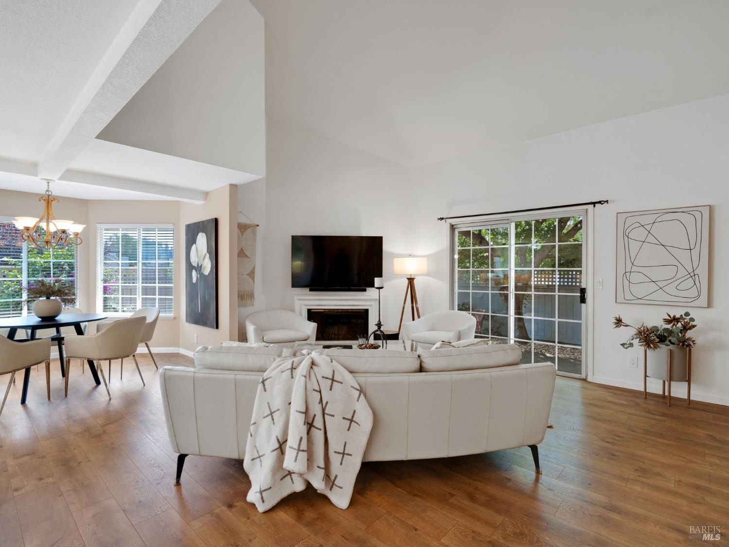 125 Valley Club Circle Napa CA 94558