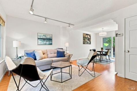 1411 Casa Buena Drive Corte Madera CA 94925