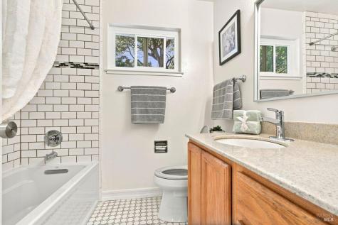1411 Casa Buena Drive Corte Madera CA 94925