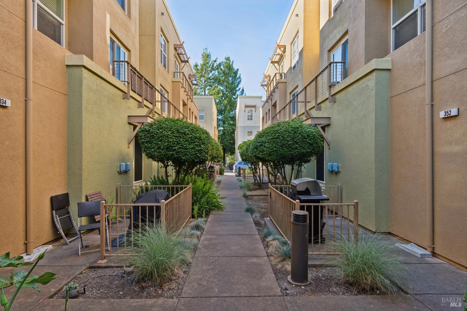 352 City Center Drive Rohnert Park CA 94928