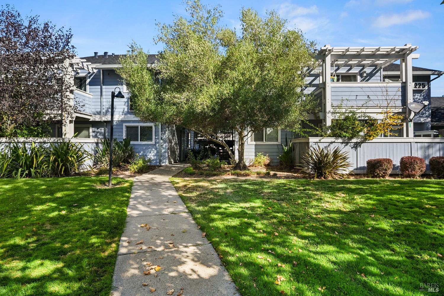 225 Burt Street Santa Rosa CA 95407
