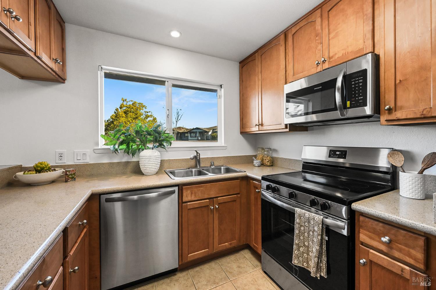 225 Burt Street Santa Rosa CA 95407