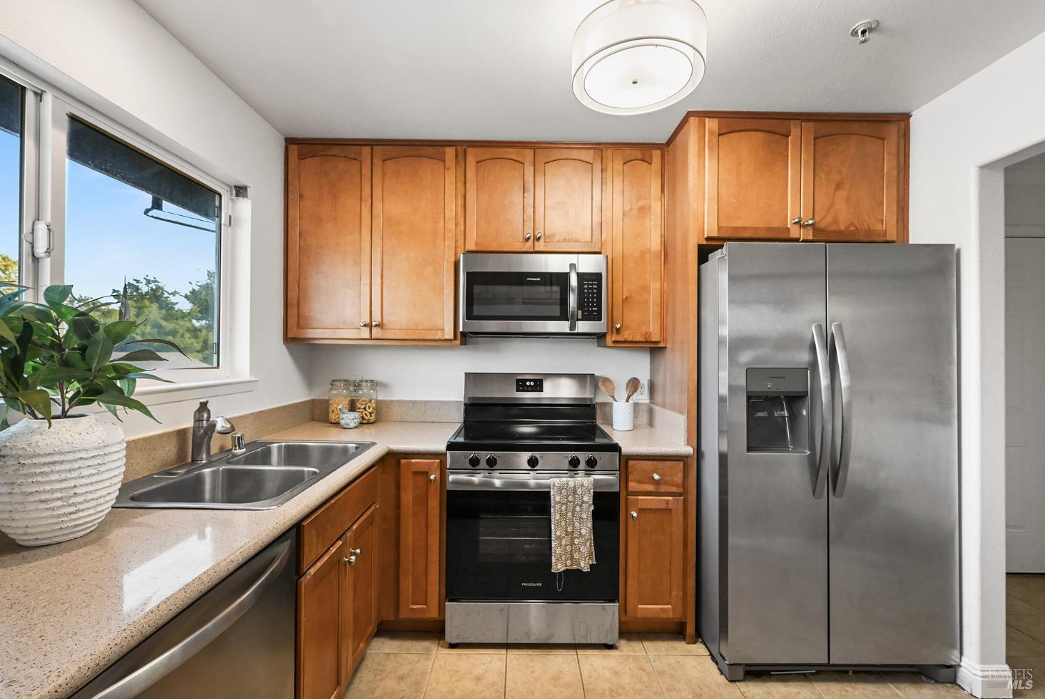 225 Burt Street Santa Rosa CA 95407