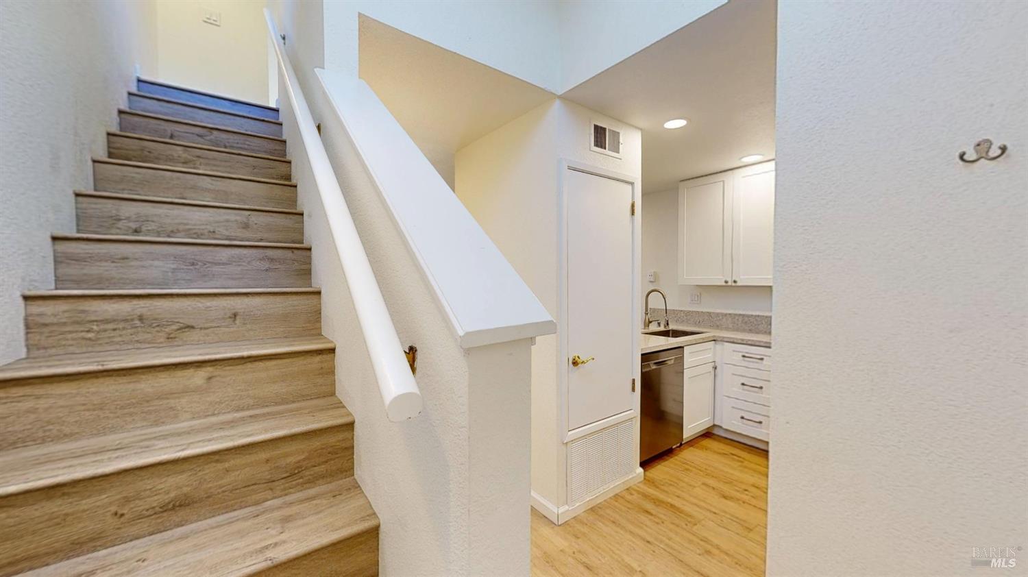 2402 Woodlake Drive Santa Rosa CA 95405
