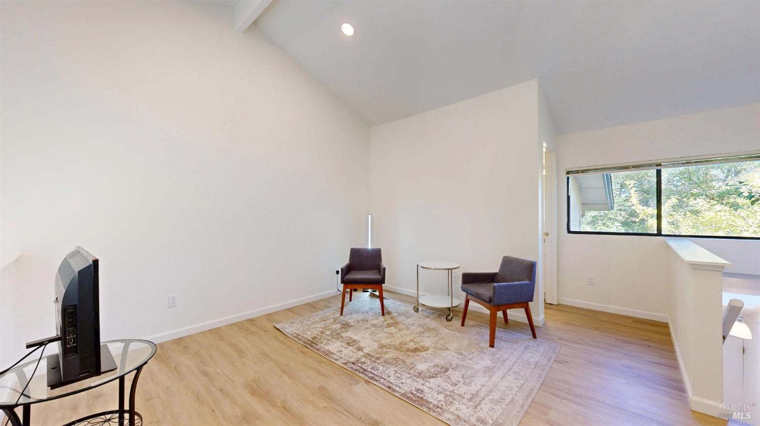 2402 Woodlake Drive Santa Rosa CA 95405