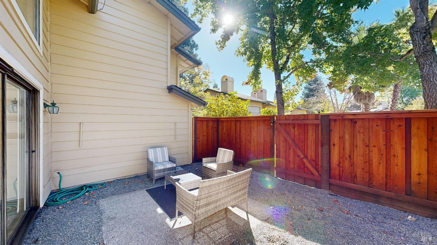 2402 Woodlake Drive Santa Rosa CA 95405
