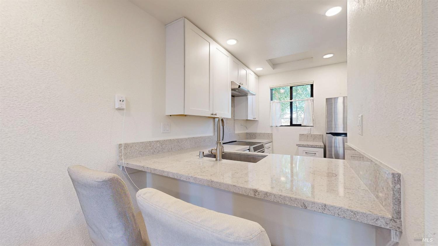 2402 Woodlake Drive Santa Rosa CA 95405