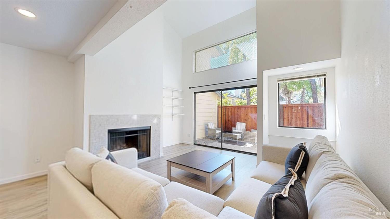 2402 Woodlake Drive Santa Rosa CA 95405