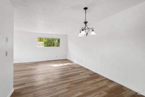 34 Los Padres Circle Novato CA 94947