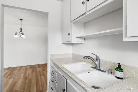 34 Los Padres Circle Novato CA 94947