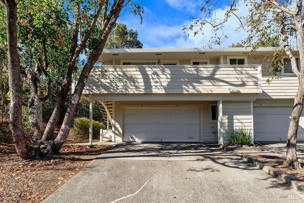 34 Los Padres Circle Novato CA 94947