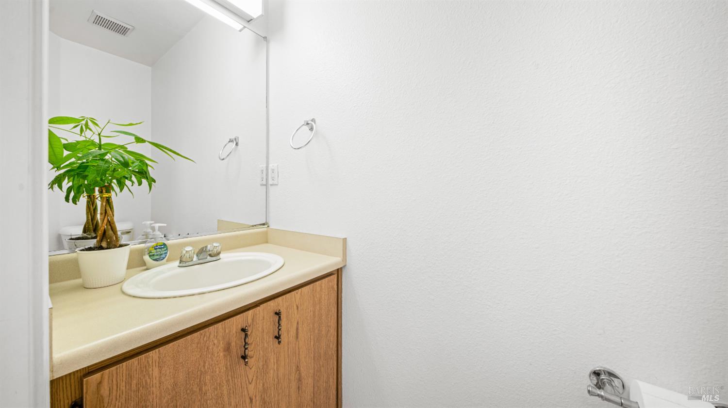 1532 Pinebrook Place Santa Rosa CA 95403