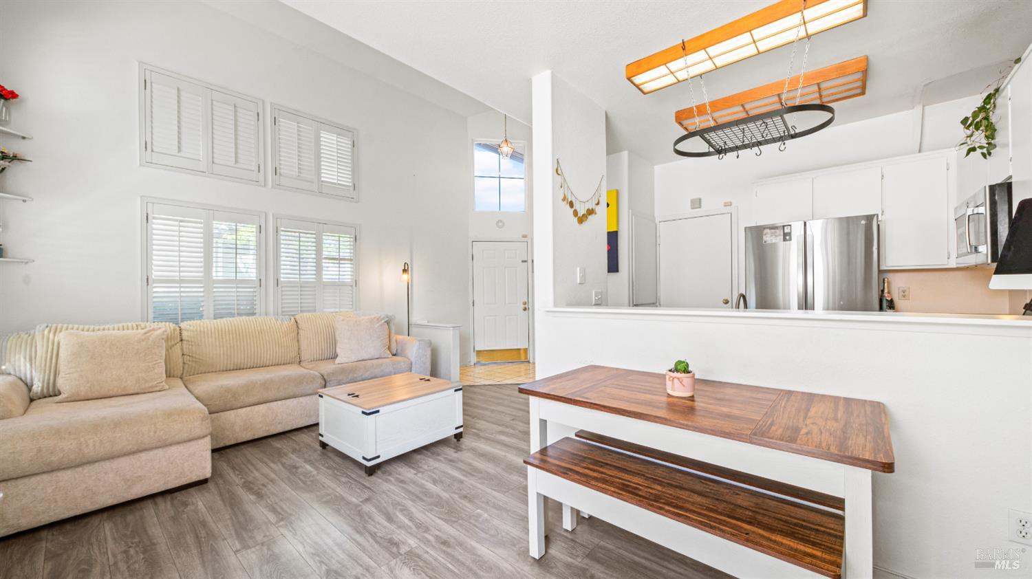 1532 Pinebrook Place Santa Rosa CA 95403