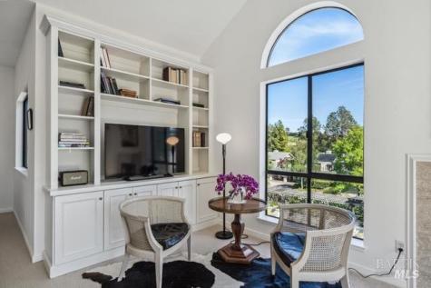 118 Eucalyptus Knoll Street Mill Valley CA 94941