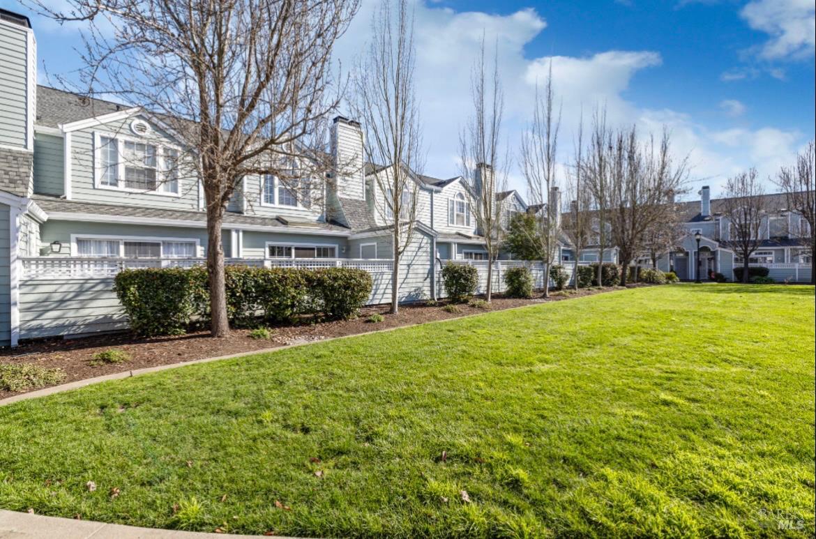 605 Laurel Grove Circle Santa Rosa CA 95407
