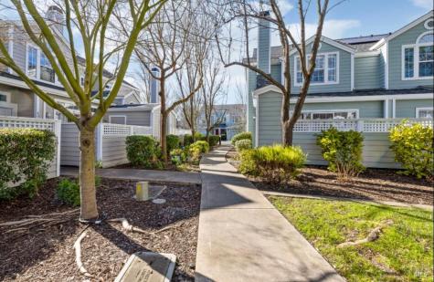 605 Laurel Grove Circle Santa Rosa CA 95407